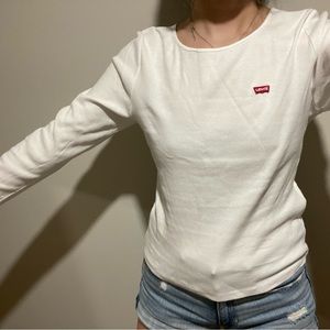 Levi’s long sleeve top